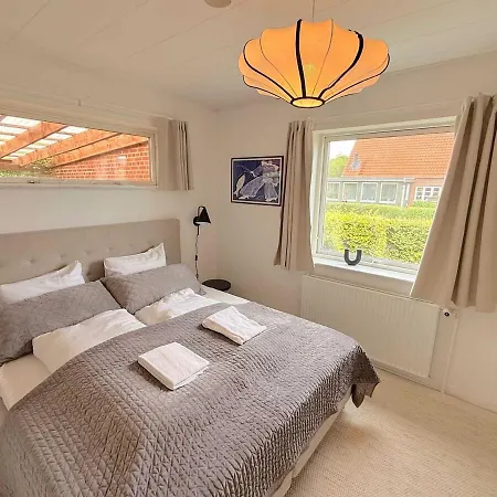 דירה Spacious With Private Terrace & Garden קופנהגן