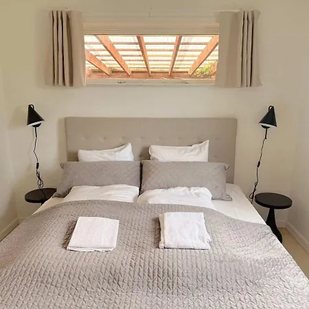 דירה Spacious With Private Terrace & Garden קופנהגן